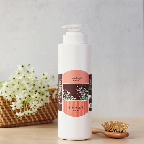 檀香洗髮乳1000ml SHAMPOO。溫和配方，洗後頭髮柔順富彈性。中性/乾性/細髮專用。  |產品介紹|月桃專區|個人清潔.保養|洗髮保養