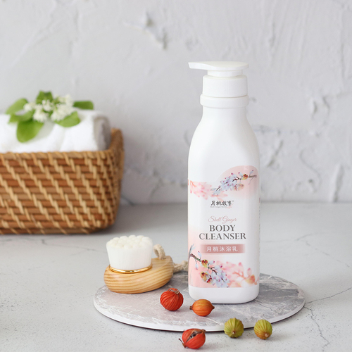 月桃沐浴乳 Body Wash 600ml。溫和親膚/高效保濕滋潤。天然植物香氣。  |產品介紹|月桃專區|個人清潔.保養|沐浴用品